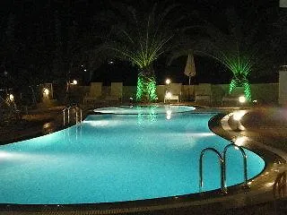 Apollo Hotel